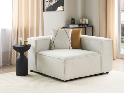 صورة كرسي لاتويا المفرد – وحدة جلوس مبطنة بلمسات من الخشب الطبيعي