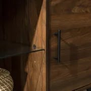 صورة مارلو وحدة تلفزيون خشب طبيعي – بخزانتين ورف مفتوح