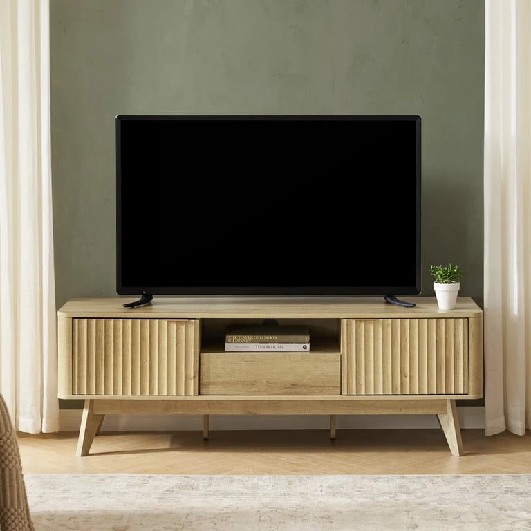 Elvo – TV Stand with Fluted Doors & Compact Design – Natural Wood