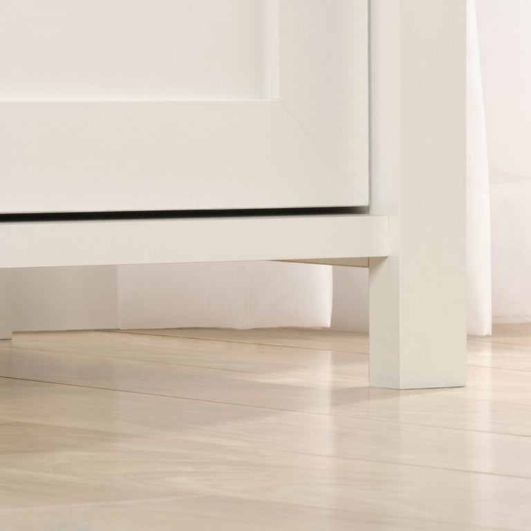 Geraldine 4 Drawer 32.25'' W Chest