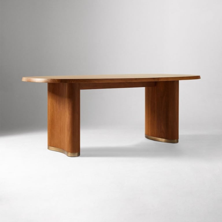 Elora Dining Table – Modern Natural Wood Elegance