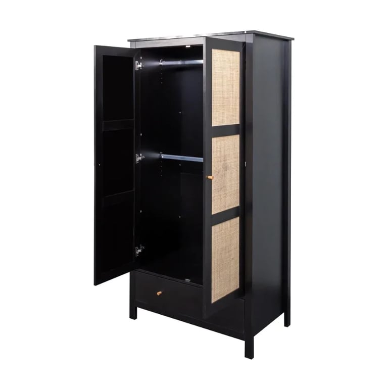 صورة خزانة ملابس أوريا – من الراتان والخشب الطبيعي