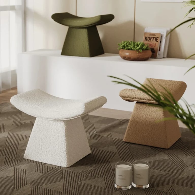 Sova Curved Ottoman – Bouclé Upholstery with Artistic Silhouette