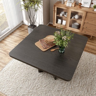 Overo – Modern Natural Wood Dining Set with a Distinctive Design