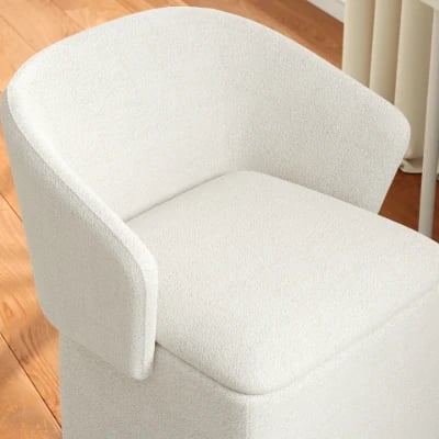 Novo Storage chair - Natural Wood Frame