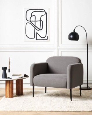 Picture of Favora Relaxing Armchair – Comfort in a Modern Silhouette