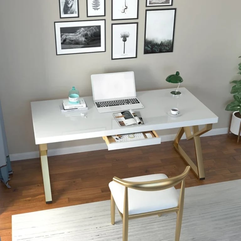 Picture of Axo – Natural Wood Desk with Drawer