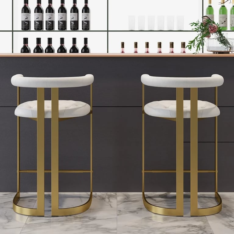 صورة كرسي بار كليمان – إطار ذهبي مع مقعد مُبطّن