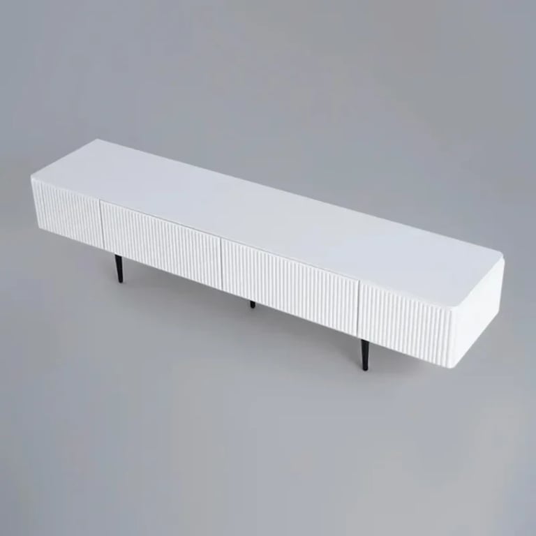 صورة ترابيزه تليفزيون زورو