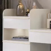 صورة تسريحة جامار مع مرآه