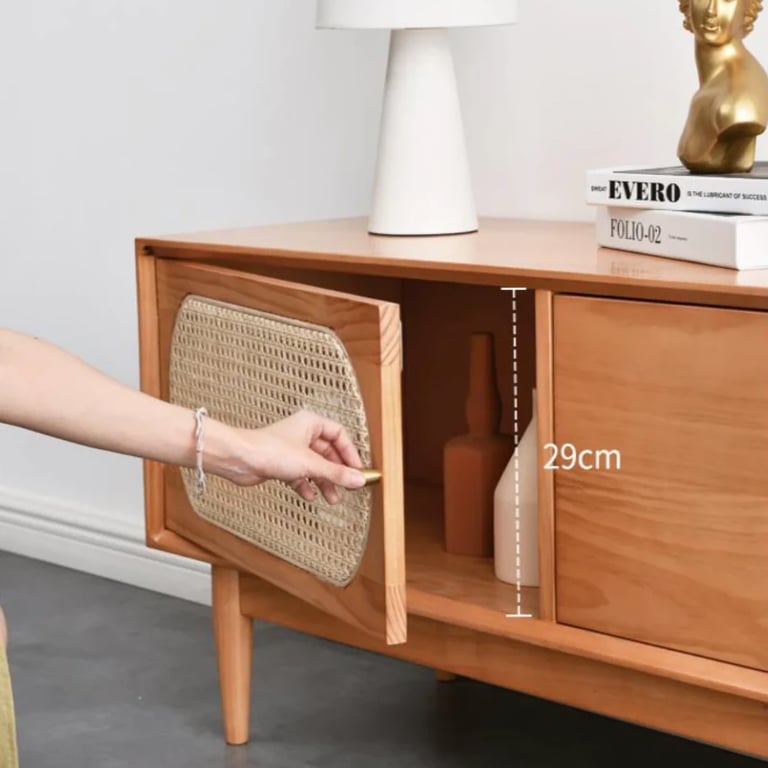 Picture of Sunbury TV table