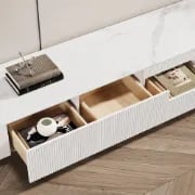 صورة مارلو - وحدة تلفزيون خشب طبيعي بقاعدة ذهبية وأدراج تخزين