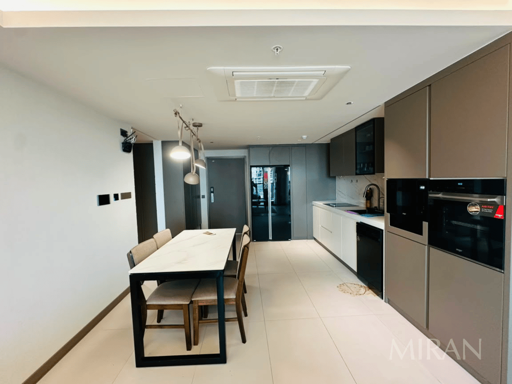 Luxurious 1-Bedroom Apartment for Rent in Erbil