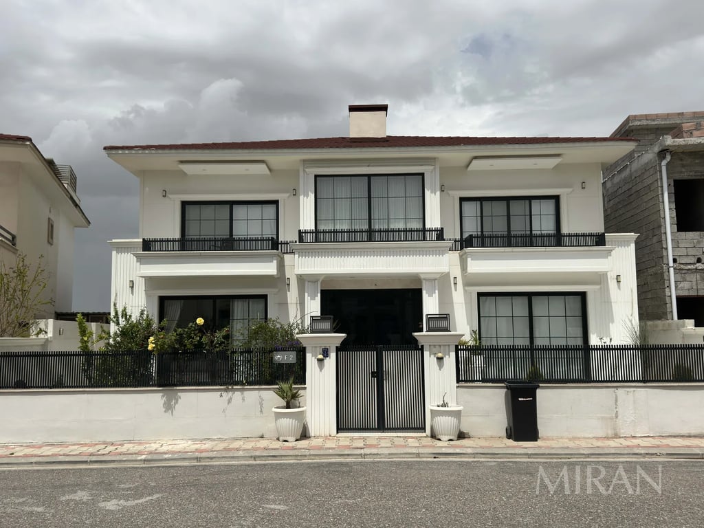 Luxurious 4-Bedroom Villa for Sale in Erbil - 320 sqm