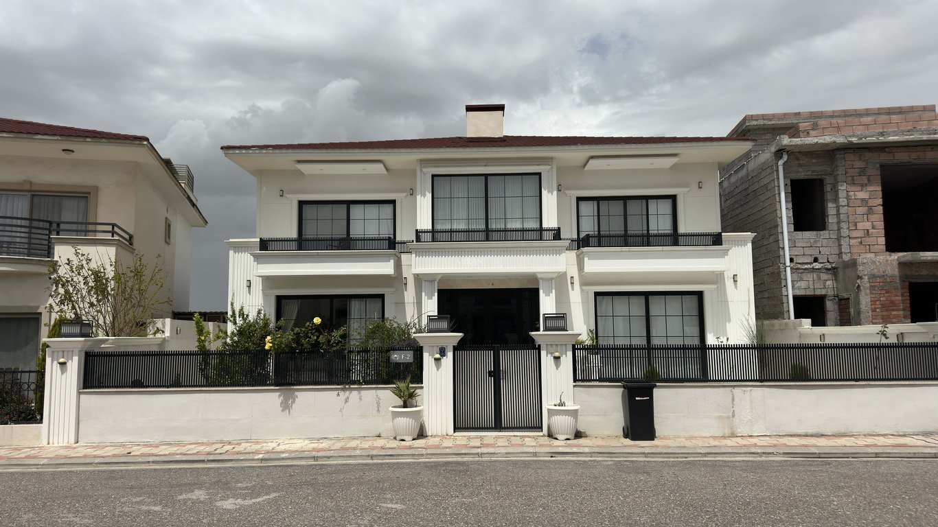 4 Bedroom House for Sale in Erbil
