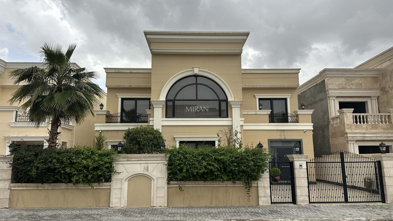 320m House for Sale in Erbil
