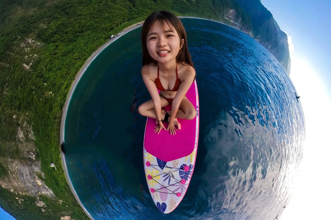 清水斷崖 SUP 女生坐粉紅板小星球空拍