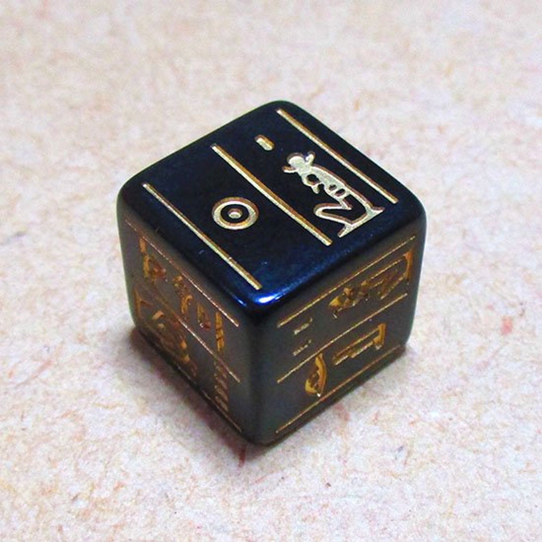 古代エジプトダイス【ヒエログリフ 黒/金】6面 サイコロ ドラタコ