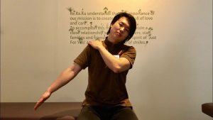 首肩、腕のストレッチ