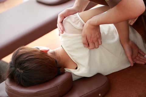 肩甲骨ほぐしてスッキリ♪