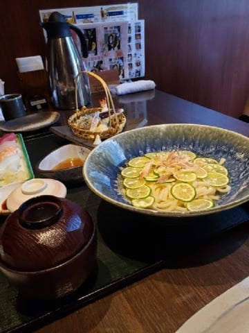 かぼすうどん