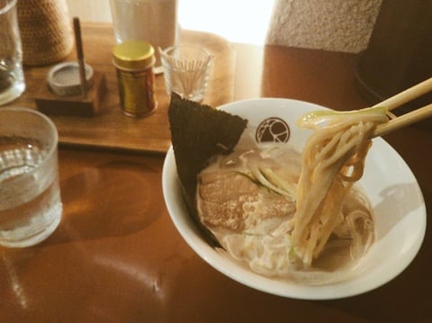 ラーメン無垢ツヴァイテさん