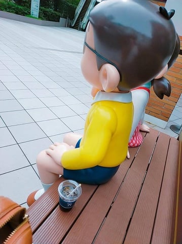 大物有名人とアイスコーヒーを飲む