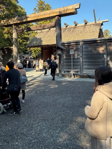 伊勢神宮へ