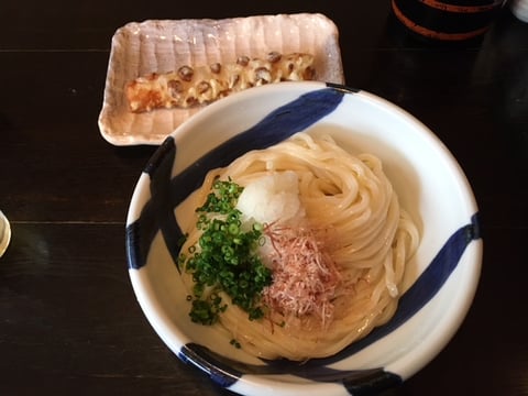 饂飩(うどん)の上にRide on　ちくわ天