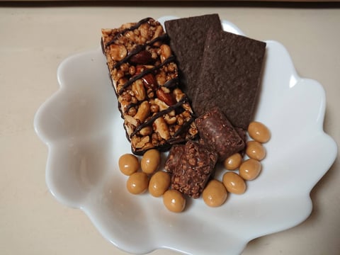 お菓子を食べる時の私の言い訳