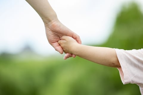 人の手の温もり