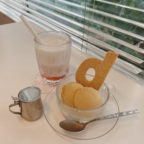 おしゃれカフェ