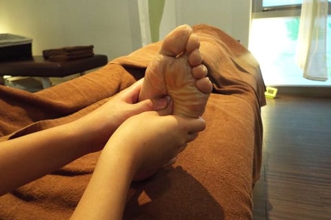 雨が降るのを楽しめるフランス人みたいにはなれませんよ