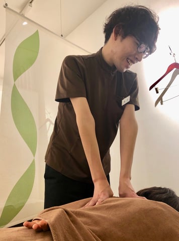 6月10日（月）の予約状況のお知らせです！今日は肌寒いですね。