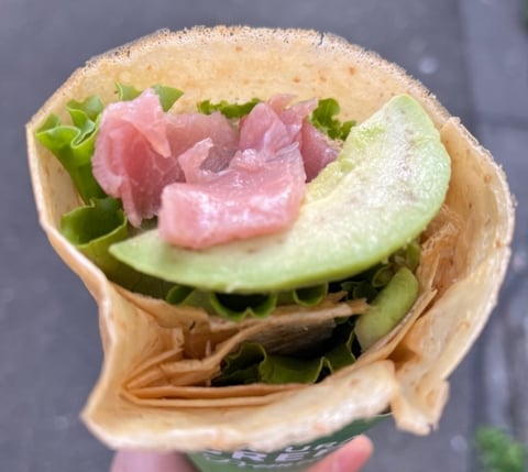 【Echika表参道店】アボカド生ハムクレープ🎵