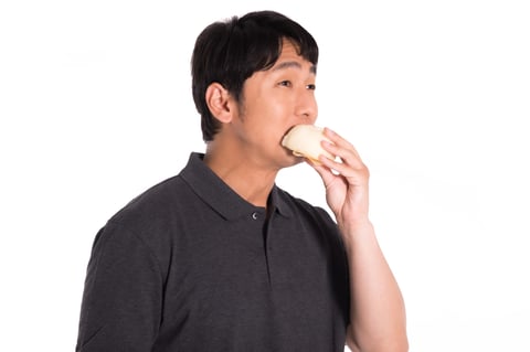 【大井町駅前店】よく噛む癖をつけよう