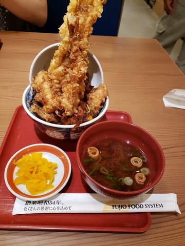 アナゴメイン天丼