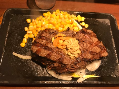 念願の！USヒレステーキ！