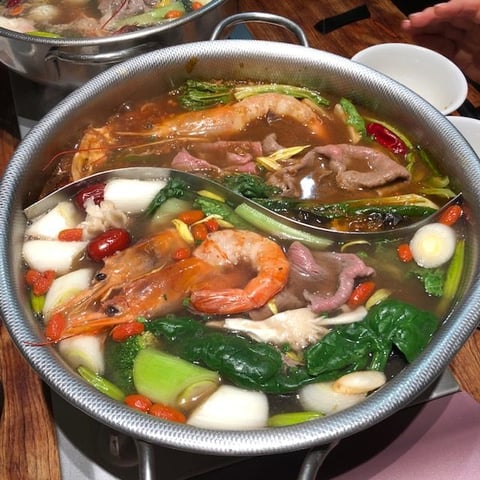 初体験！薬膳鍋を食べる！その効果は！？