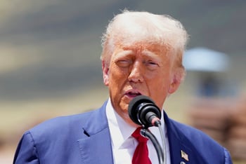 Donald Trump is changing his tune on Georgia's Republican governor after delivering a series of blistering attacks at a rally just weeks ago.