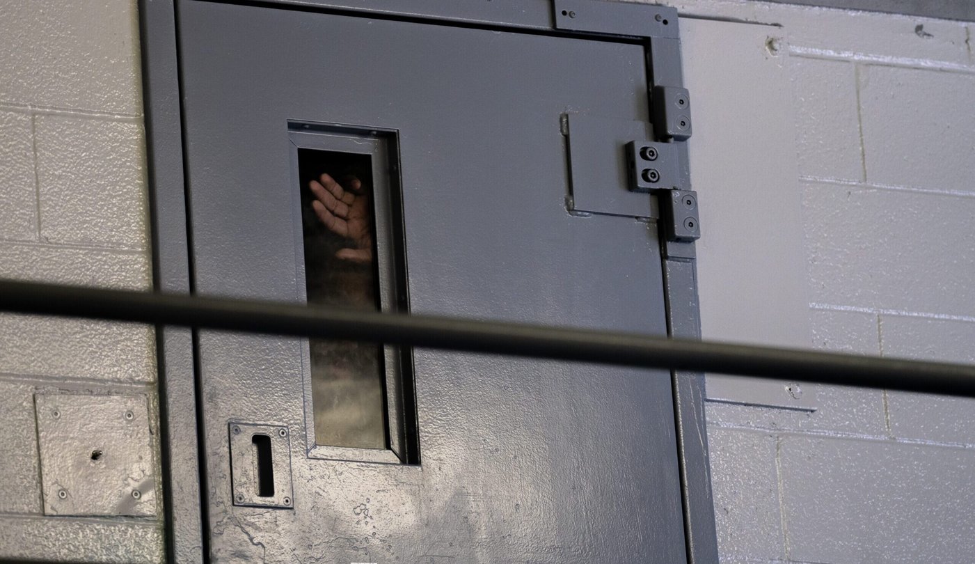 Ossoff probe finds lack of access to mental health care is pushing children into jail