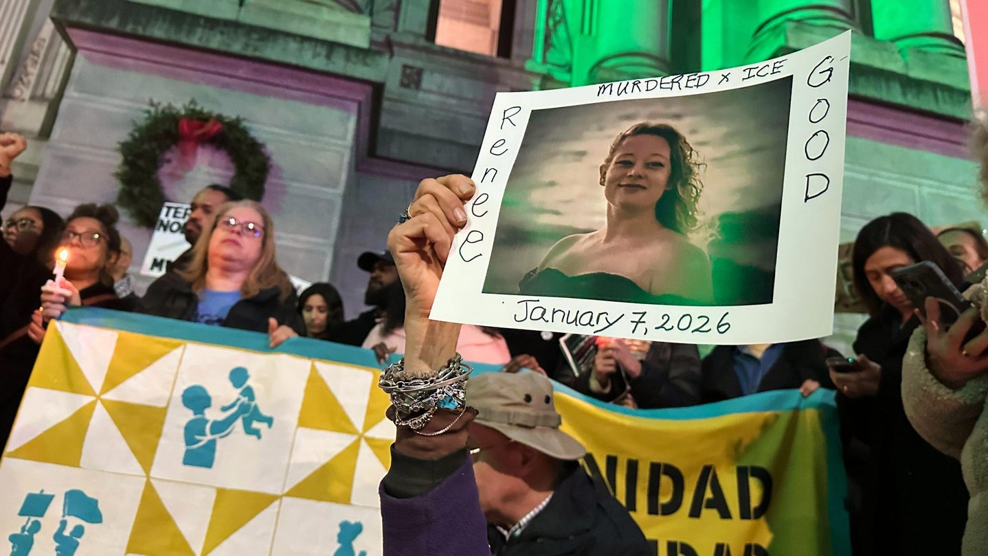 Georgia politicians react along party lines to Minneapolis ICE officer shooting, killing US citizen