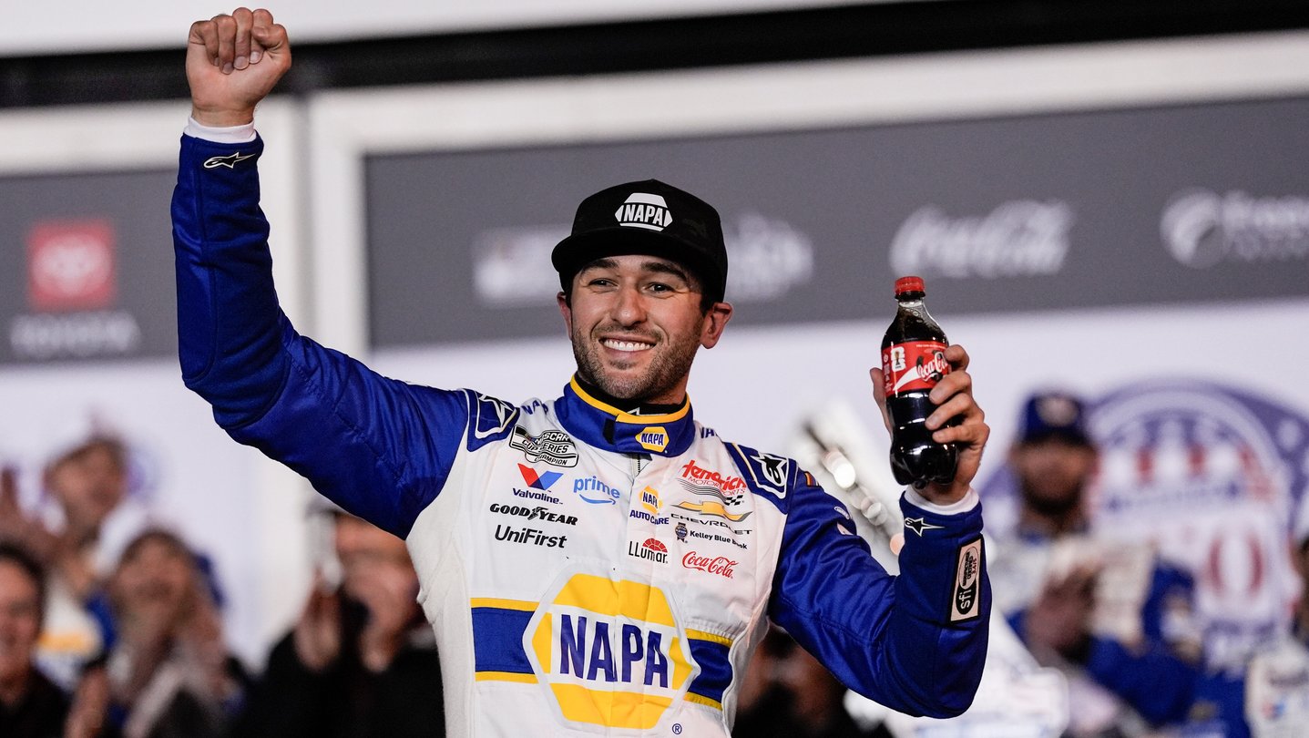 NASCAR star Chase Elliott returns to Atlanta comfort at home track after  Daytona 500 disappointment &ndash; WABE