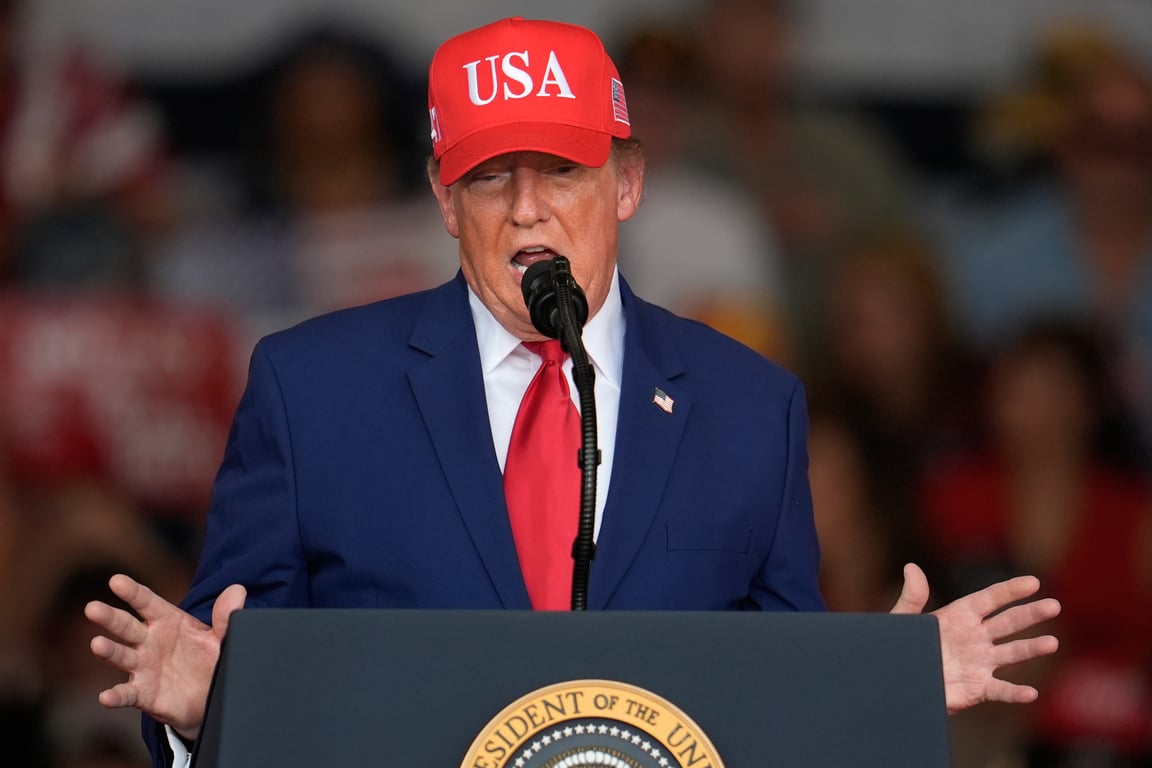 Trump rallies with top Republicans in critical battleground state of ...