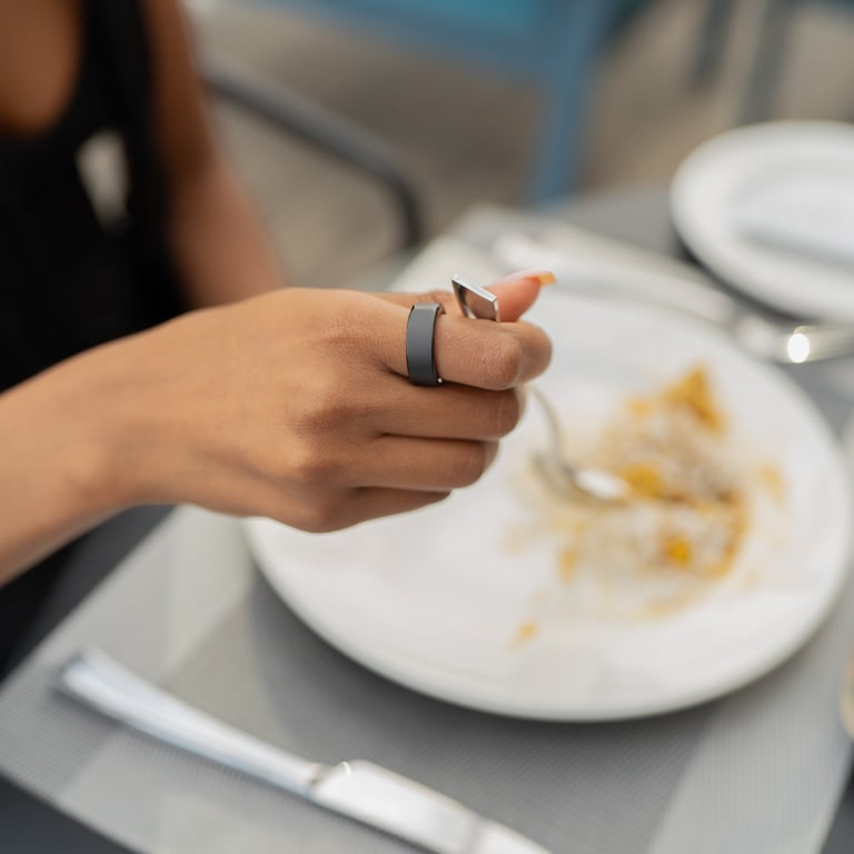 Ring One Phantom Black — dining