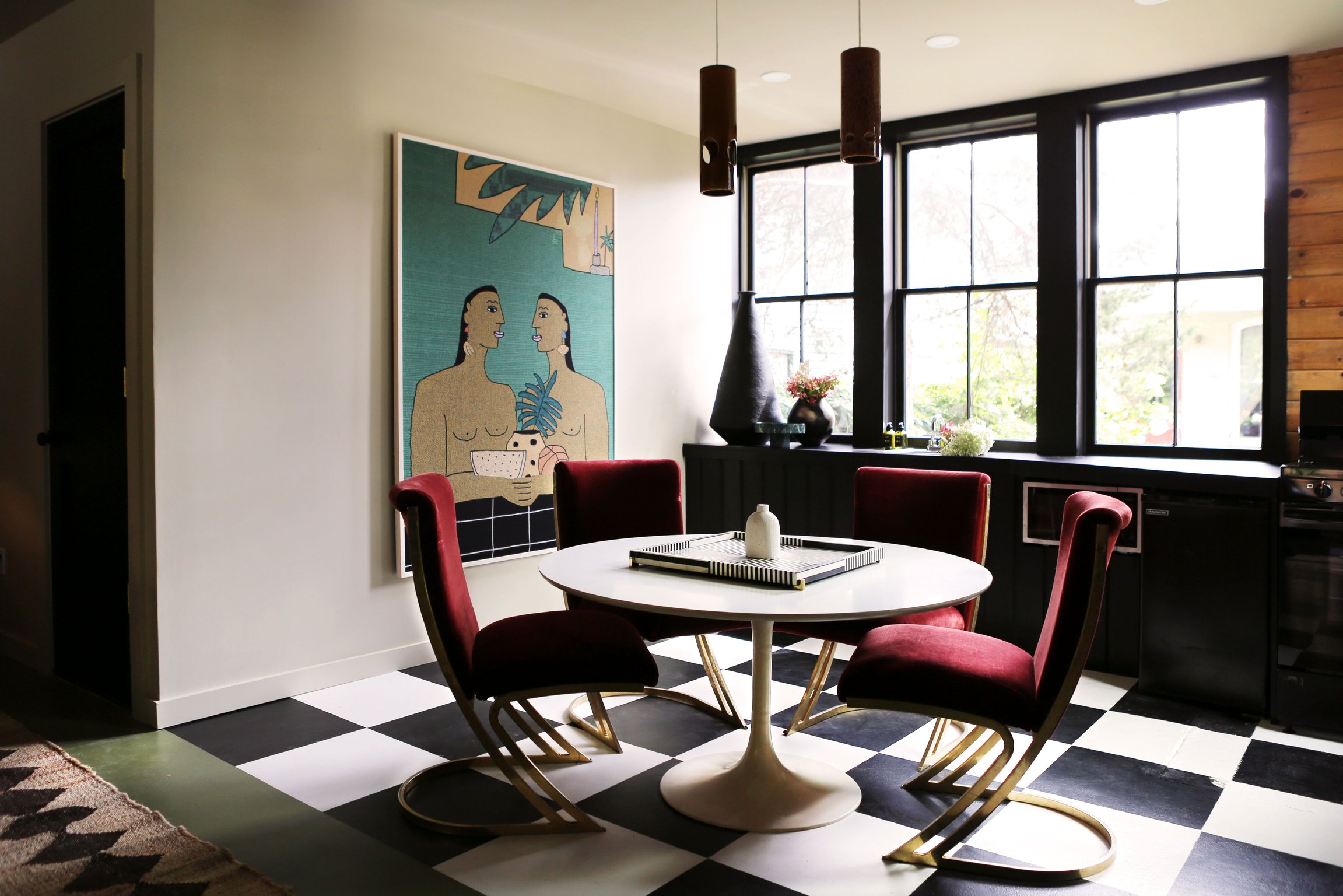 Kingston Carriage House Coach House Moto Grand Room