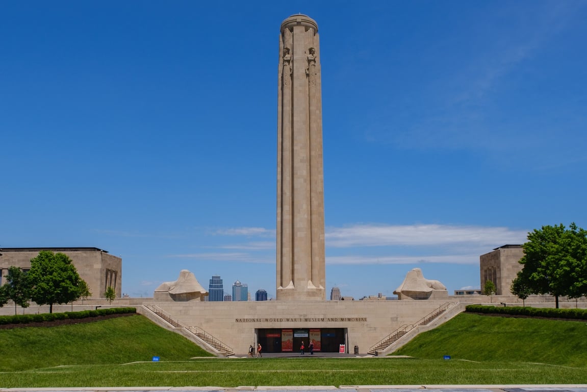 Kansas City Destination Guide | KC Hotel, Kansas City Mo. | The Aida KC | The-Town-Company | Antler-Room Kansas City | CaVa-KC | Boulevard-Brewing Kansas City | Chaz-on-the-Plaza | Nelson-Atkins-Museum Kansas City | WWI-Museum Kanasa City