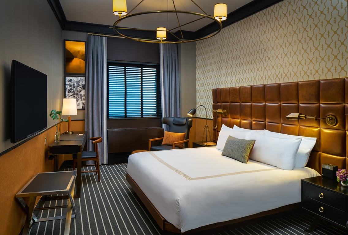 Gild Hall, a Thompson Hotel suite | This Aspen-Inspired Hotel is a FiDi Fixture | This Aspen-Inspired Hotel is a FiDi Fixture | Gild Hall, a Thompson Hotel lobby | This Aspen-Inspired Hotel is a FiDi Fixture