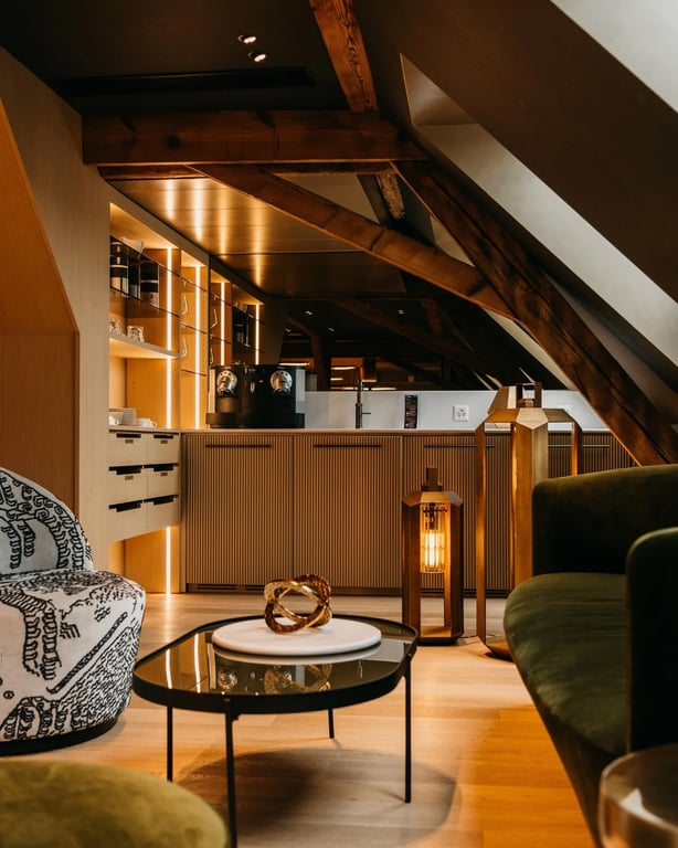 Ambassador Zürich: Where Heritage Meets Contemporary Design