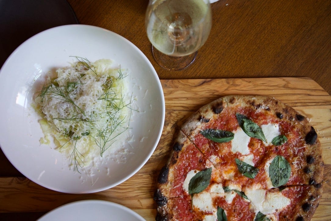 Pizza-Pasta Aperibar | Aperibar Menu | Bar Aperibar | Appetizers Aperibar | Cocktails Aperibar